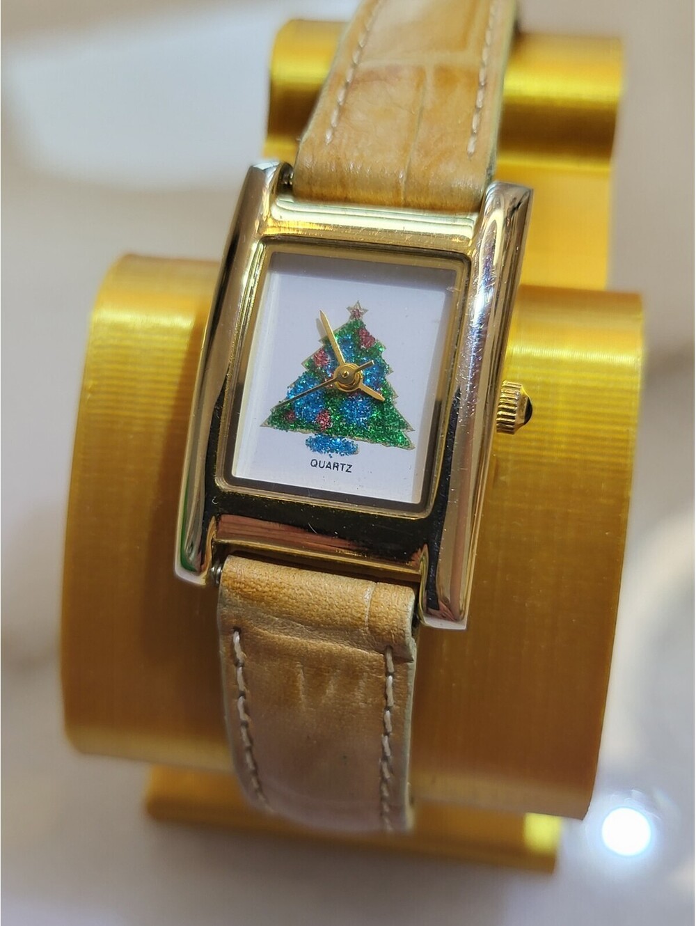 Christmas Tree Watch Quartz Goldtone Tan Leather Band EUC New Battery Working